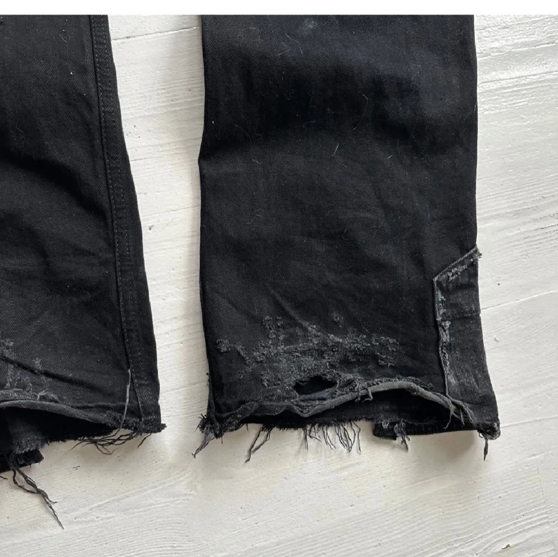 Svarta custom flared jeans - 3