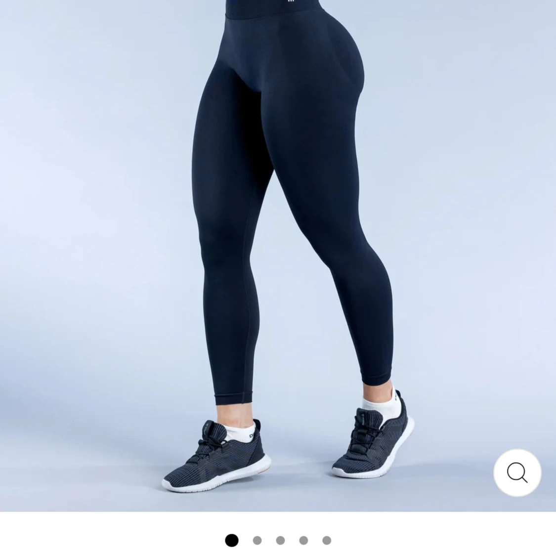 Svarta leggings från DFYNE