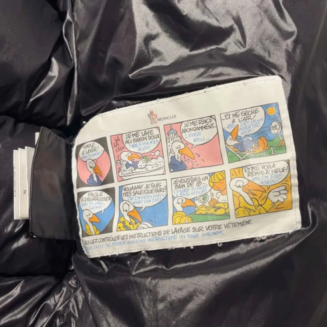 Svart pufferjacka från Moncler - 3