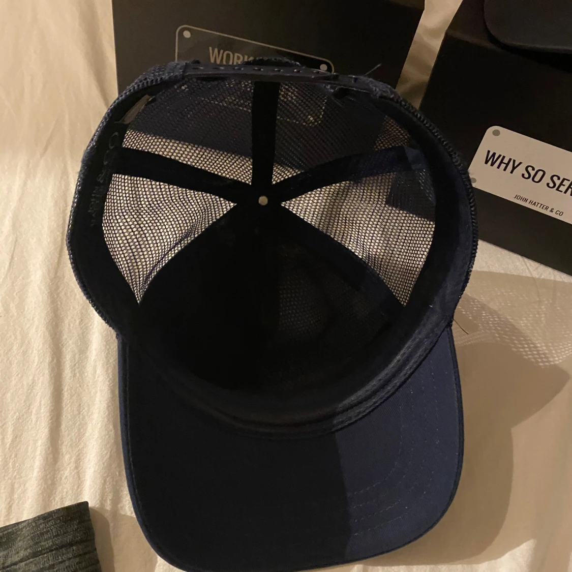 Blå keps från John Hatter & Co - 1