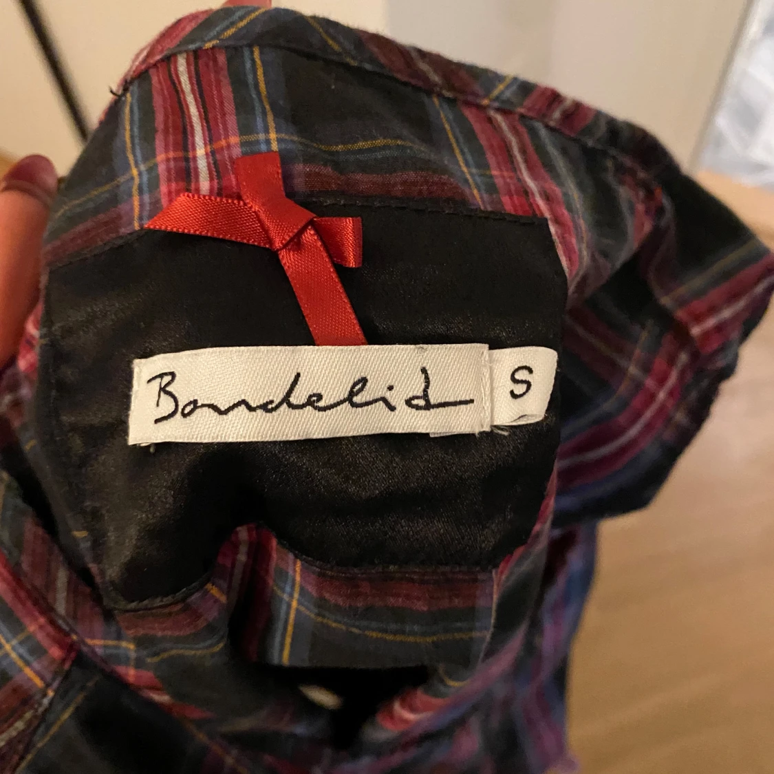 Rutig klänning från Bondelid - 92