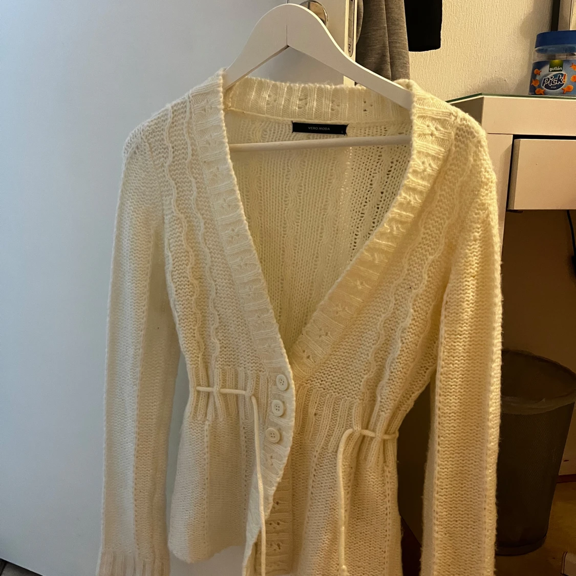 Vit stickad kofta från Vero Moda - 91