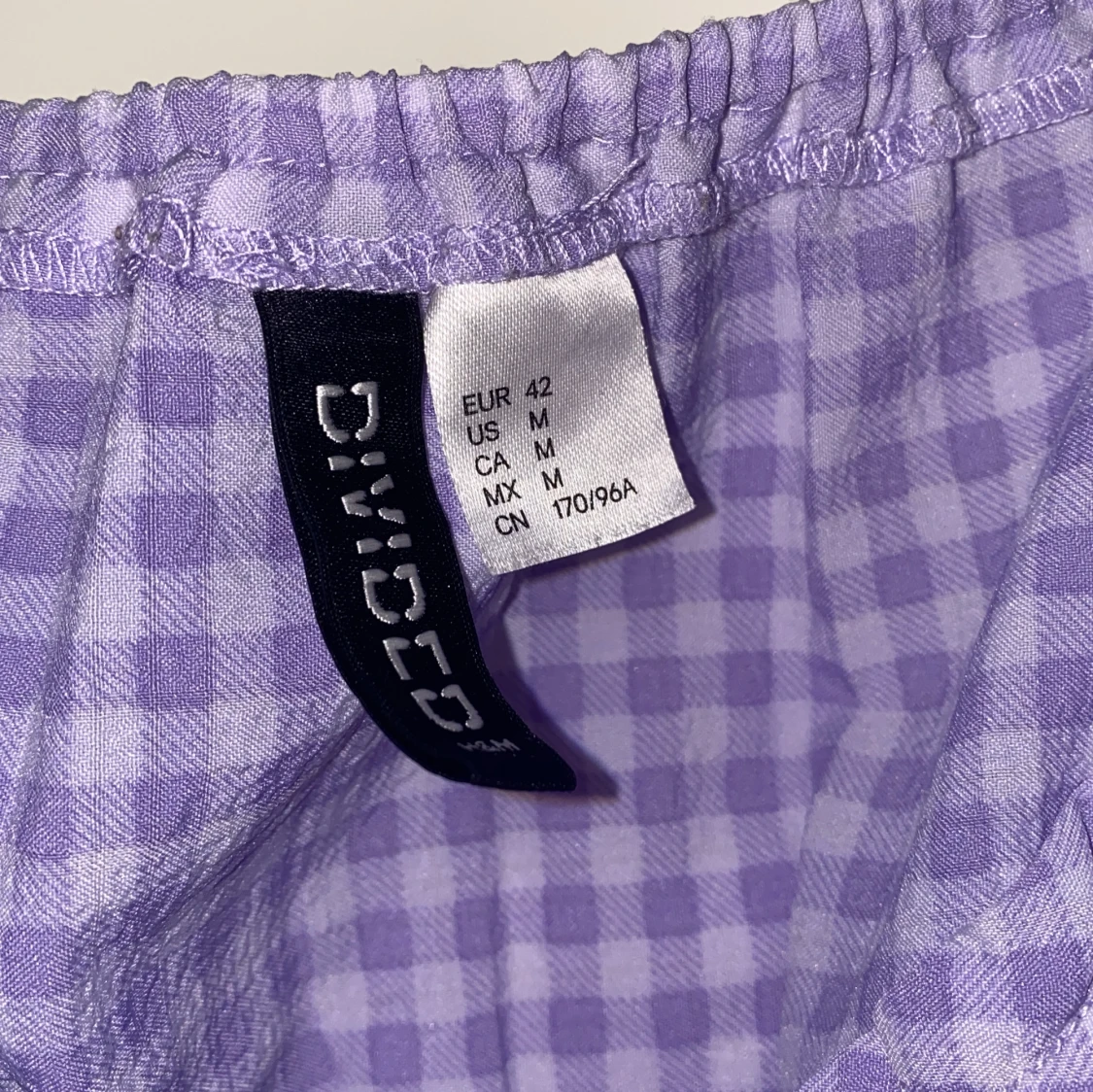 Lila rutig klänning från H&M Divided - 90