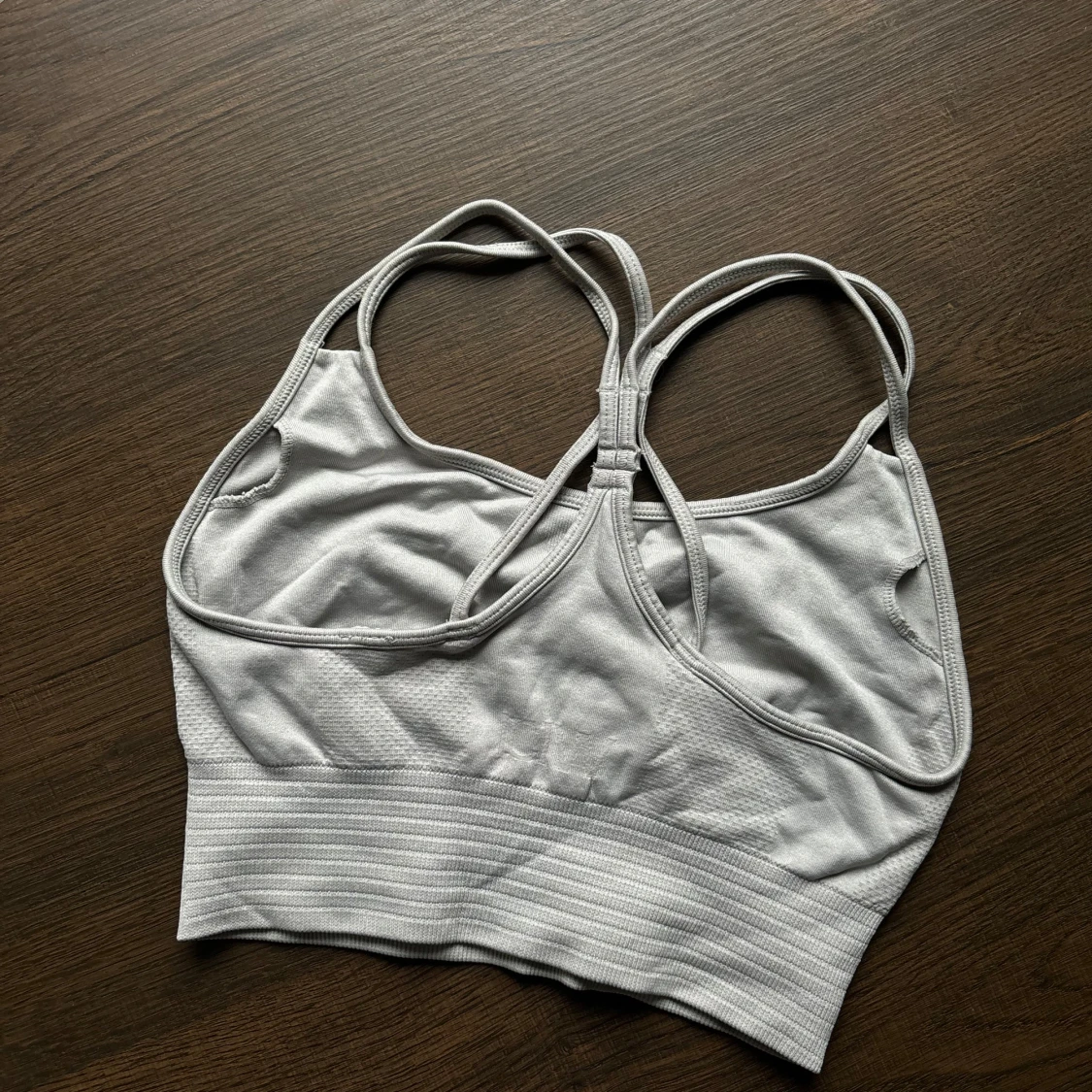 Grå sport-bh från ICIW - 90