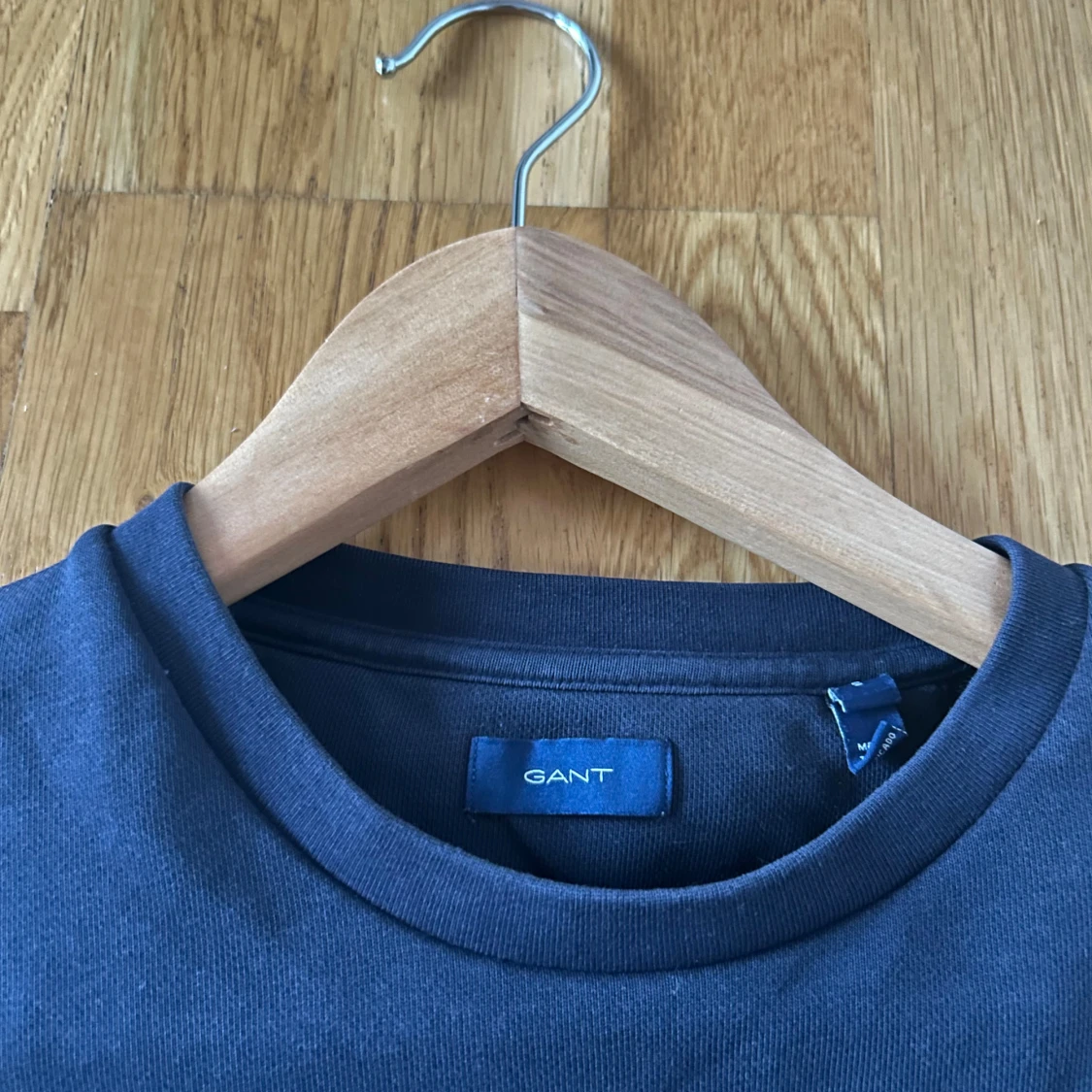 Mörkblå sweatshirt från GANT - 91