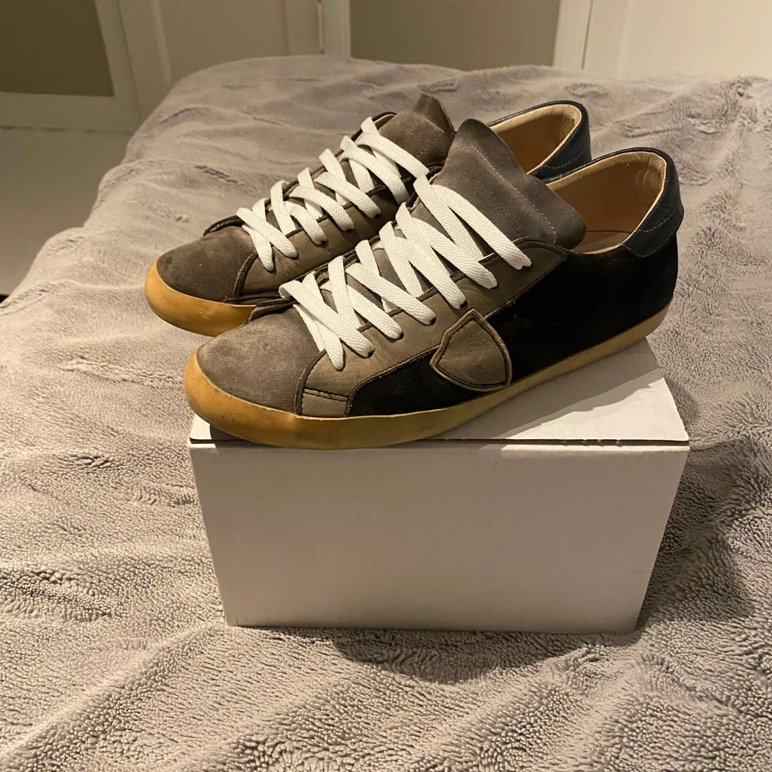 Phillipe Model  - 90