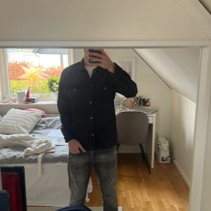 Overshirt - Overshirt från only och sons ny pris 650kr 