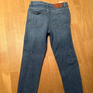 Tiger of Sweden jeans  - Snygga blå jeans från Tiger of Sweden. Storlek 27/32. Ej använda 