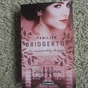 Bok, Bridgerton  - Bridgerton