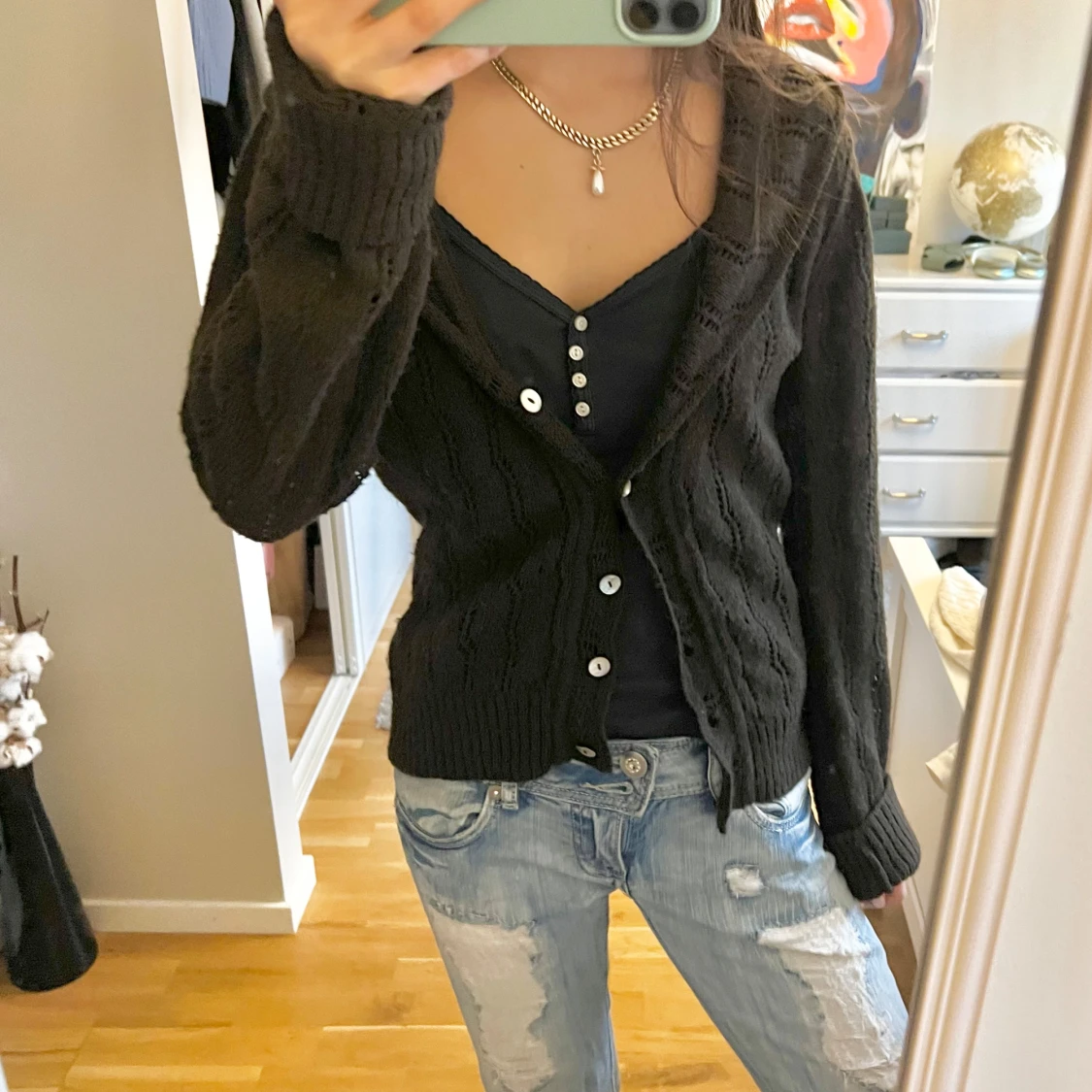 Svart kofta med knappar - 90