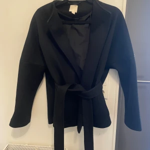 Kappa - Säljer min kappa då den inte kommer till användning 💗 