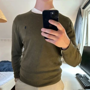 Polo Ralph Lauren tröja  - Tjena! Säljer denna riktigt feta tröjan från Ralph Lauren | 9/10 skick | Large | Slimfit | Hör av er vid minsta fundering.