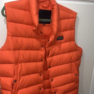 Cedrico - Helt nytt  Cedrico  kostar typ 3500kr 