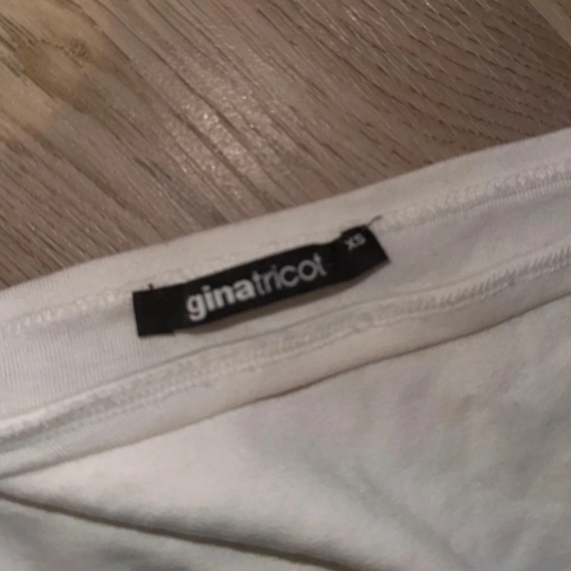 Fin off shoulder tröja - 91