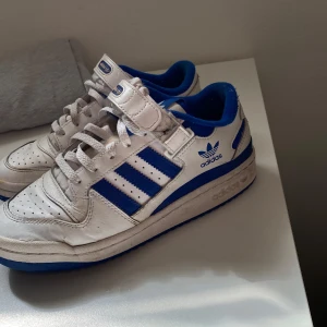 Adidas forums - Har använt dessa några gånger. Har inte använts på flera månader och vill göra mig av med dem men istället för att slänga så kan man sälja!. Pris kan även diskuteras i DM! 