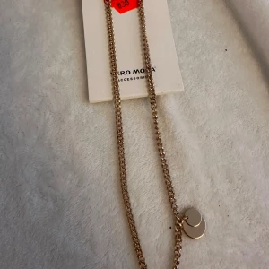 Halsband  - Oanvänd 