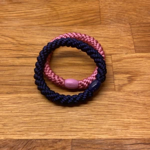 Knekki  - Två knekkis som inte kommer till användning varav jag försöker bli av med lite Stockholmstil💕💕