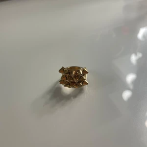 Eldblad ring - Byter med silver !