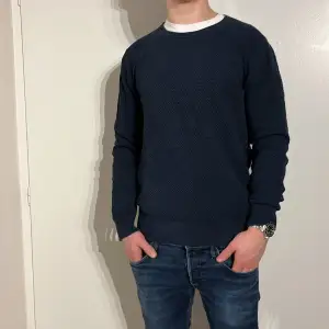 J. Lindberg sweatshirt | Skick 9/10 |Size - M | Nypris 1500 mitt pris 399 | Hör av dig vid minsta fråga eller fundering📩