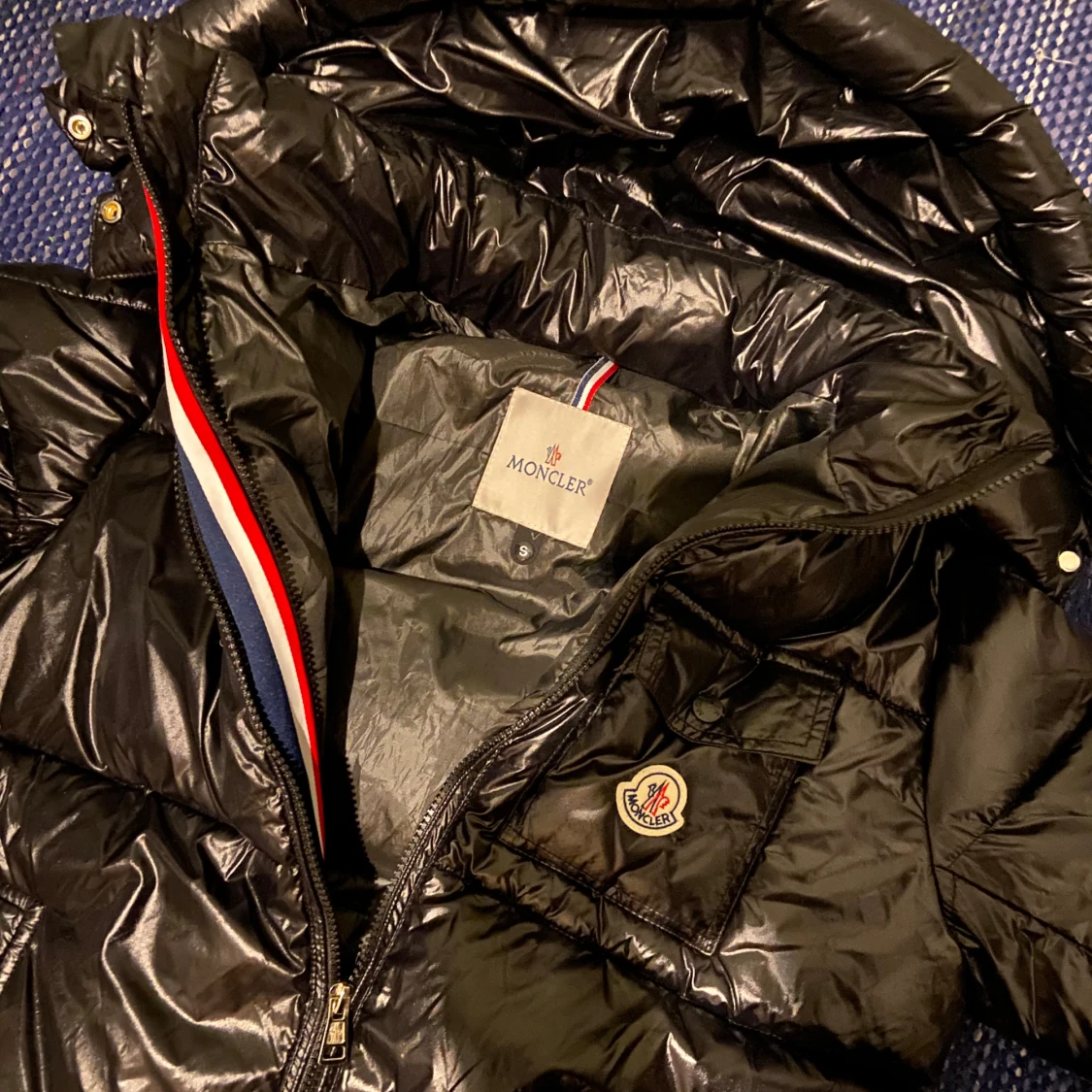 Svart dunjacka från Moncler (Montebiliard) - 91