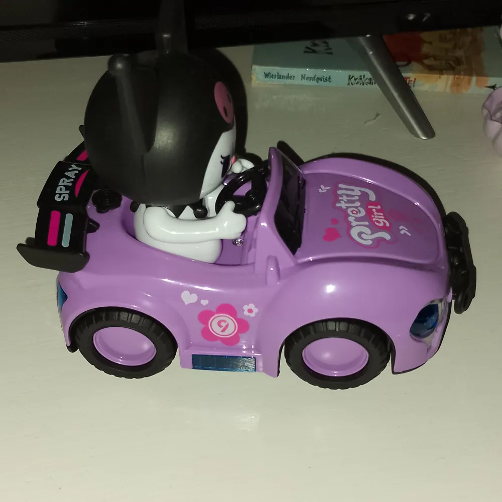 Jättefin prydnad, funkar även om man sätter i batterier. Muu.