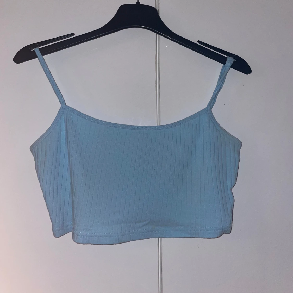 Ribbad croppad linne i gult/blått - 90