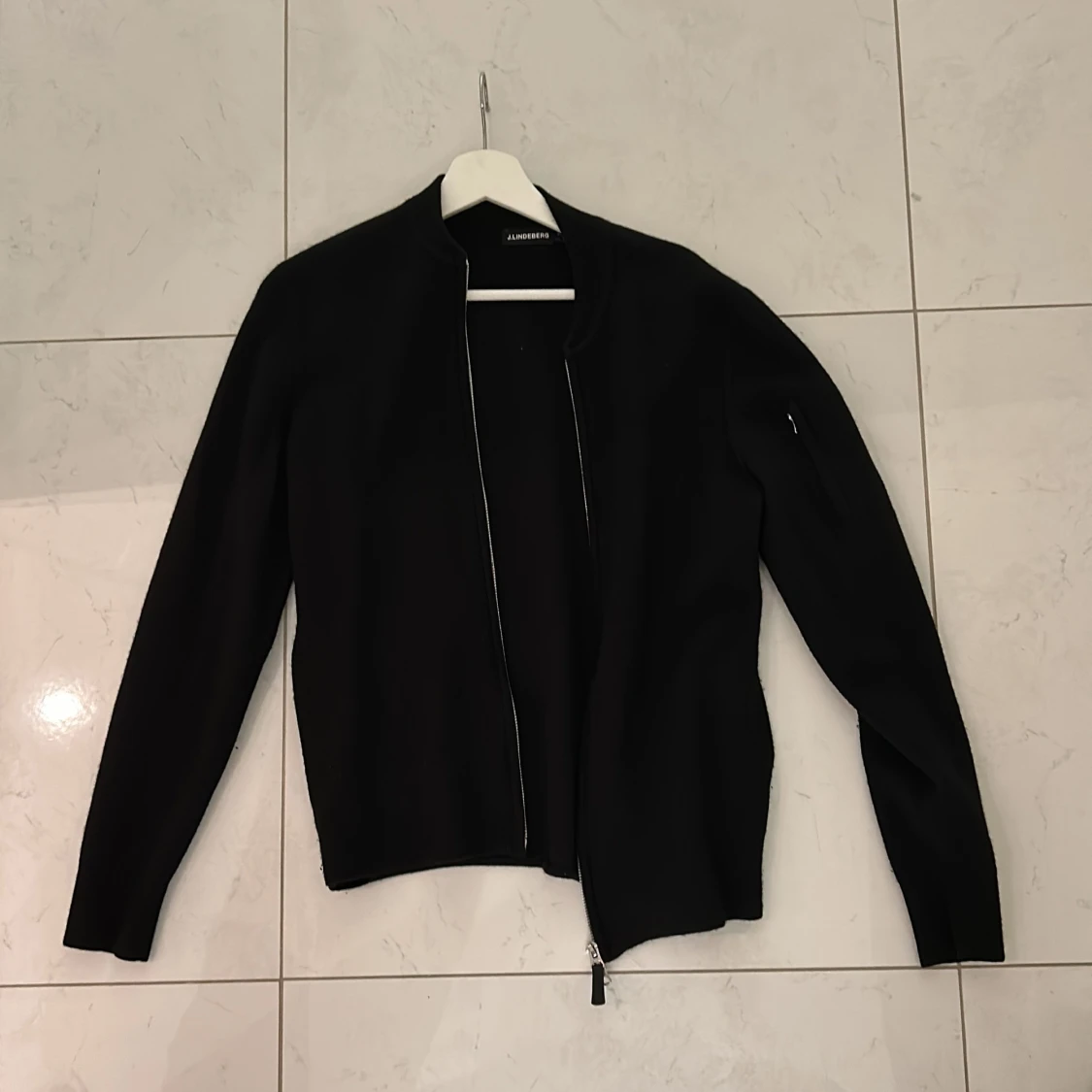 Svart jacka från J.Lindeberg