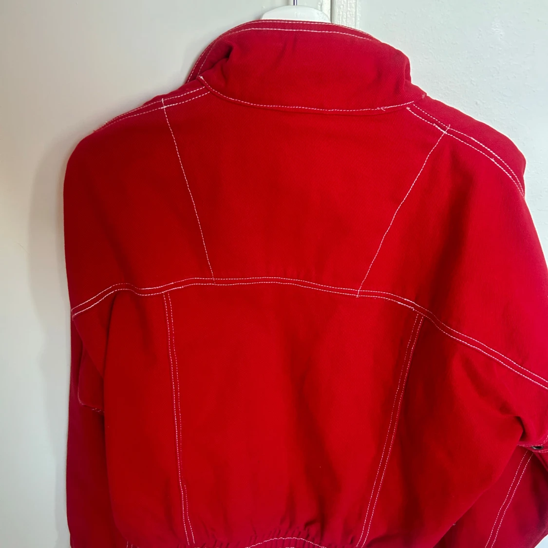 Röd jacka från Karl Kani - 92