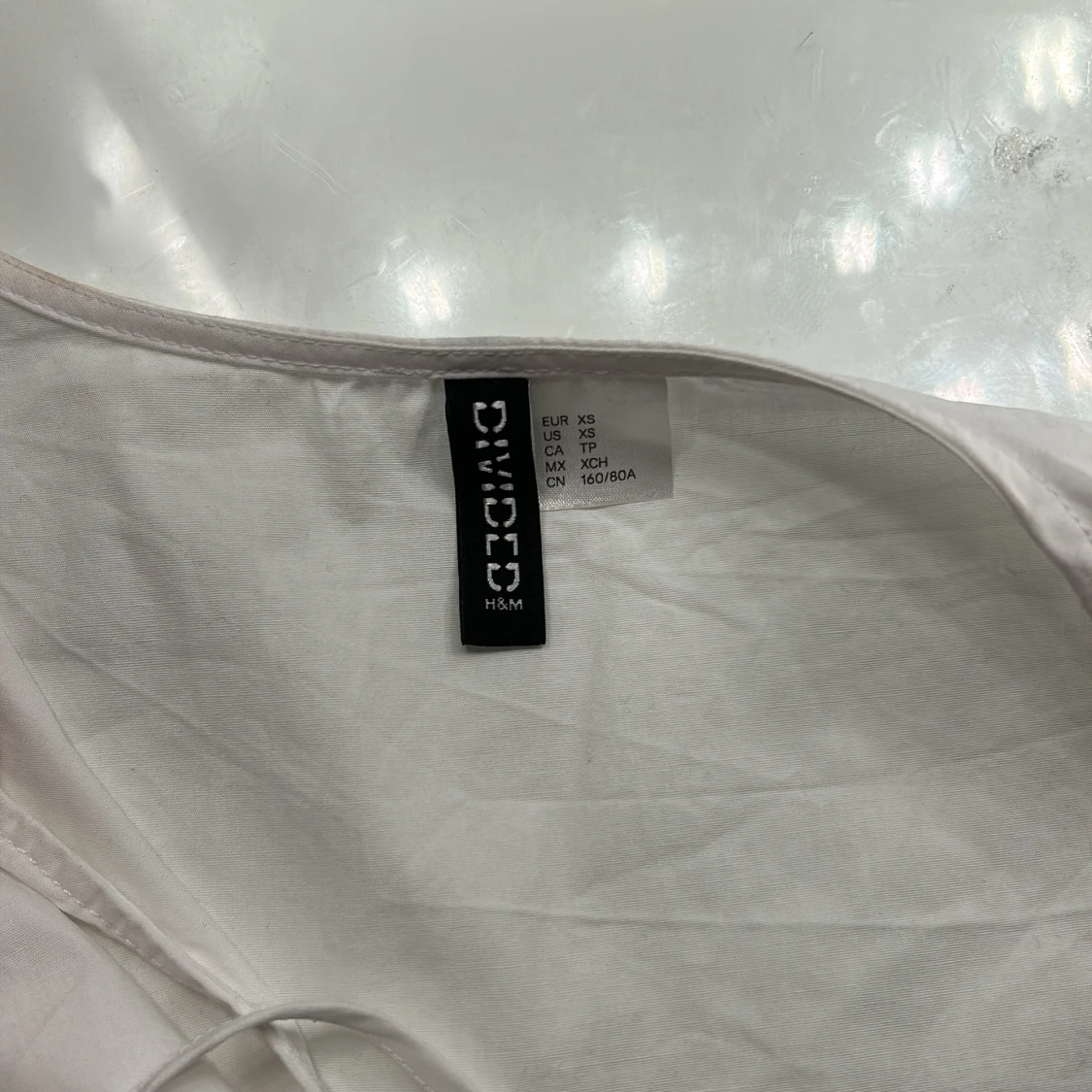 Vit blus från Divided - 2