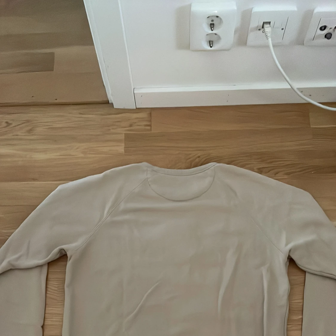 Beige sweatshirt från GANT - 1