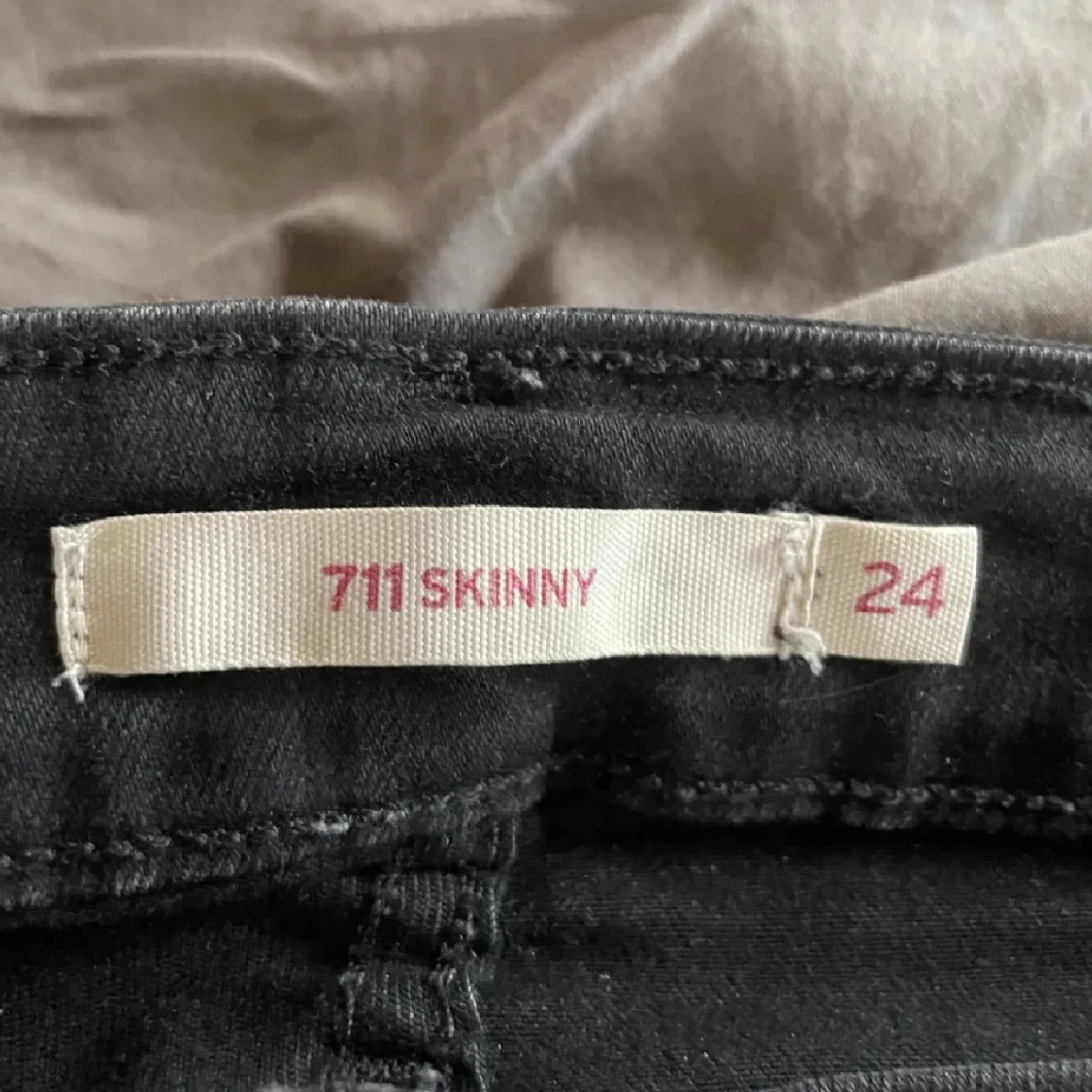 Svarta skinny jeans från Levi's - 2