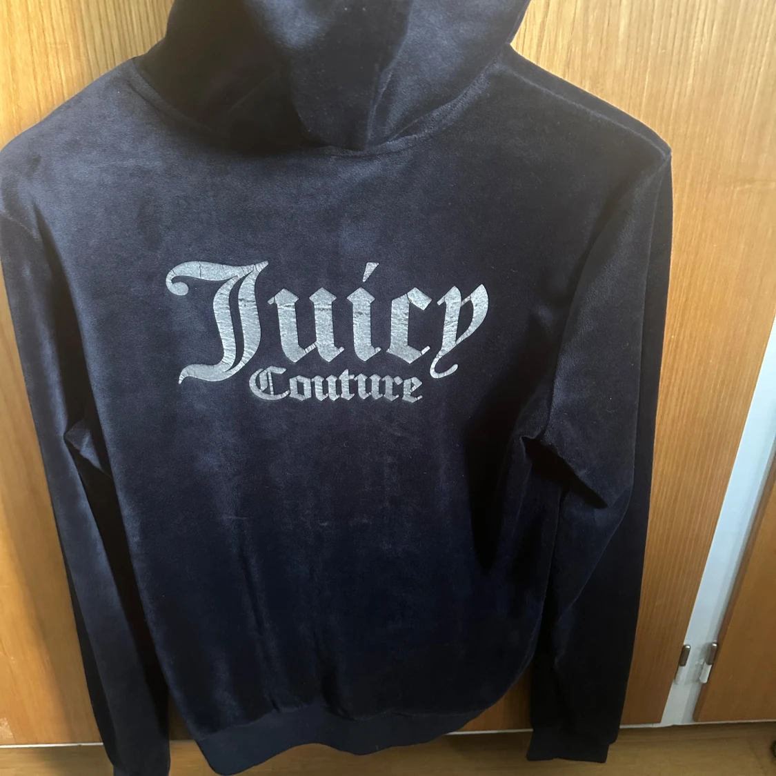 Jättefin juicy zip-up hoodie! - 1