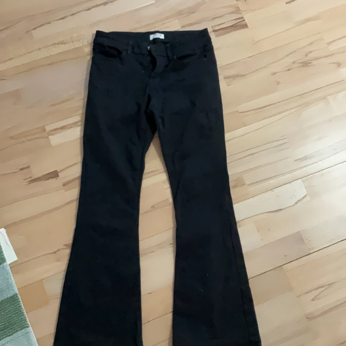 Svarta byxor från Lindex