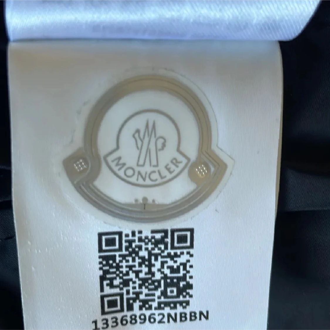 Svart vindjacka från Moncler - 4