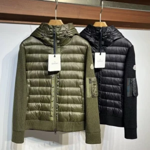 Moncler Down-Paneled Wool-Blend Men's Cardigan - Bra skick, oanvänd, finns i 2 olika färger, bästa kvalité någonsin. (alla storlekar finns) 