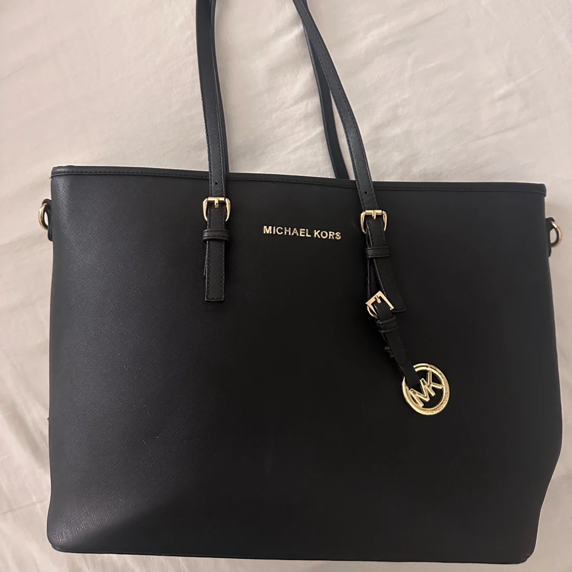 Michael Kors väska  - 90