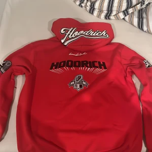 Hoodrich L - Få tal gånger använd 