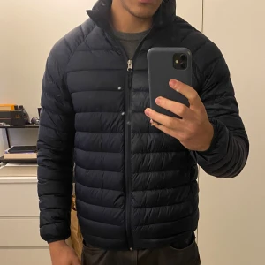 Jacka dressman - Snygg jacka från dressman!  Modellen är 180cm 75kg 