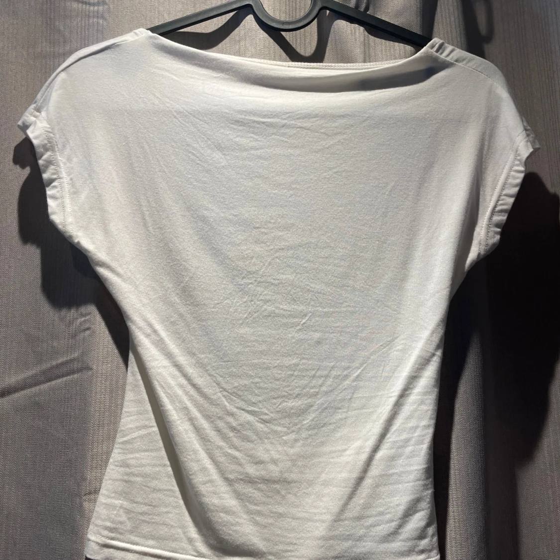 Topp med öppen rygg  - 92