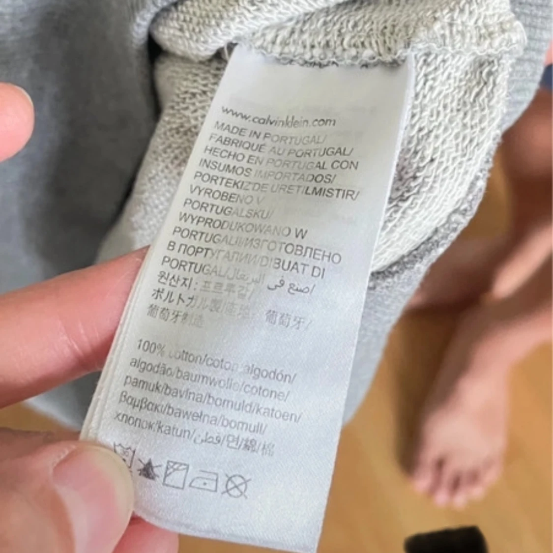 Grå tröja från Calvin Klein Jeans - 93