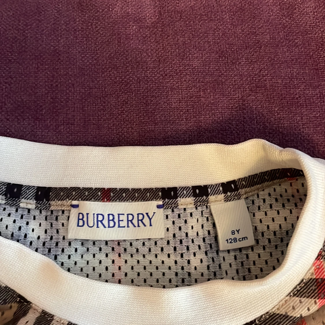 Rutig kortärmad topp från Burberry - 91