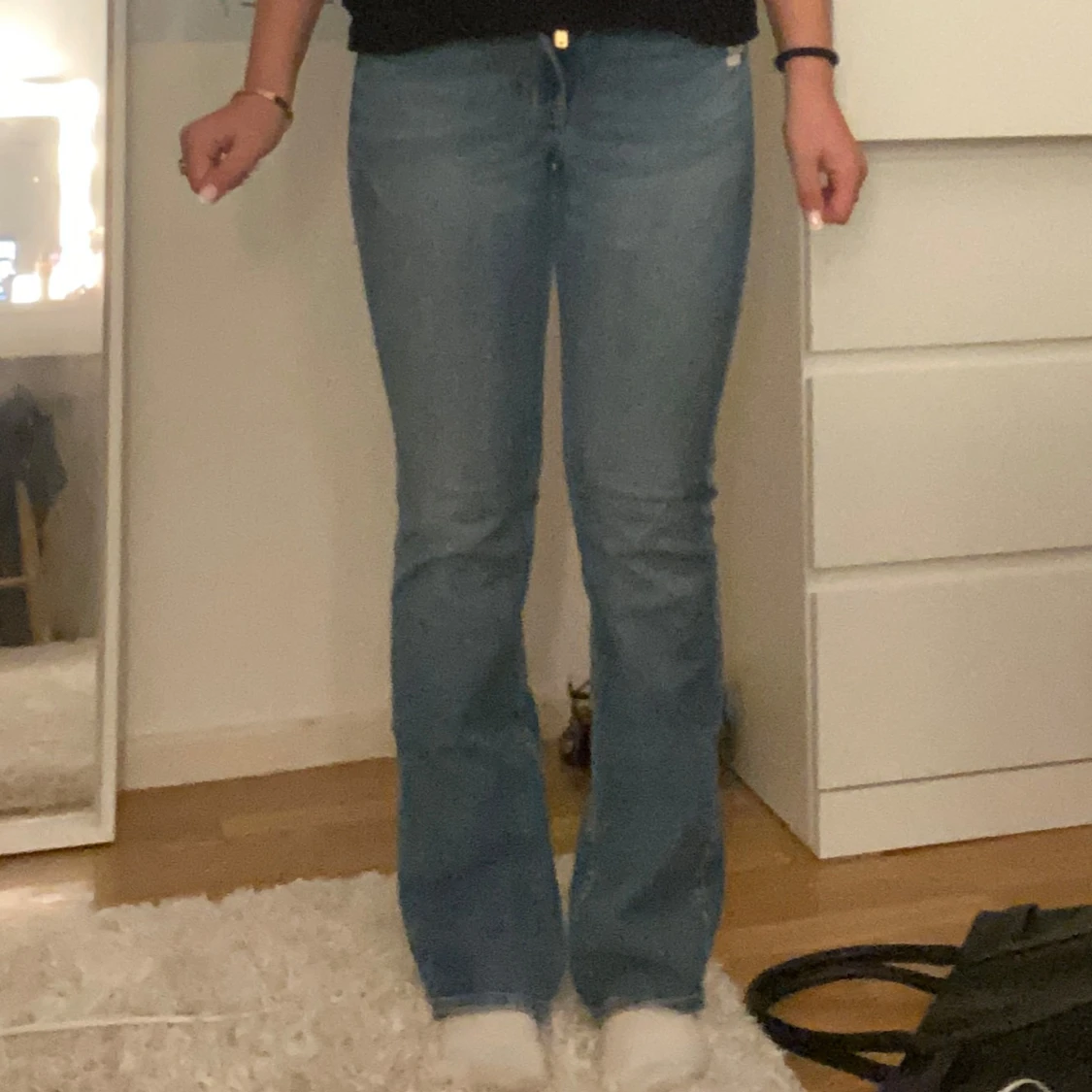 Blå bootcut jeans