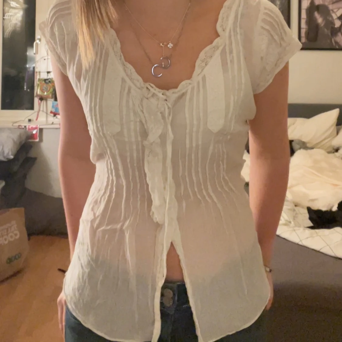 Vit blus från Hunkydory