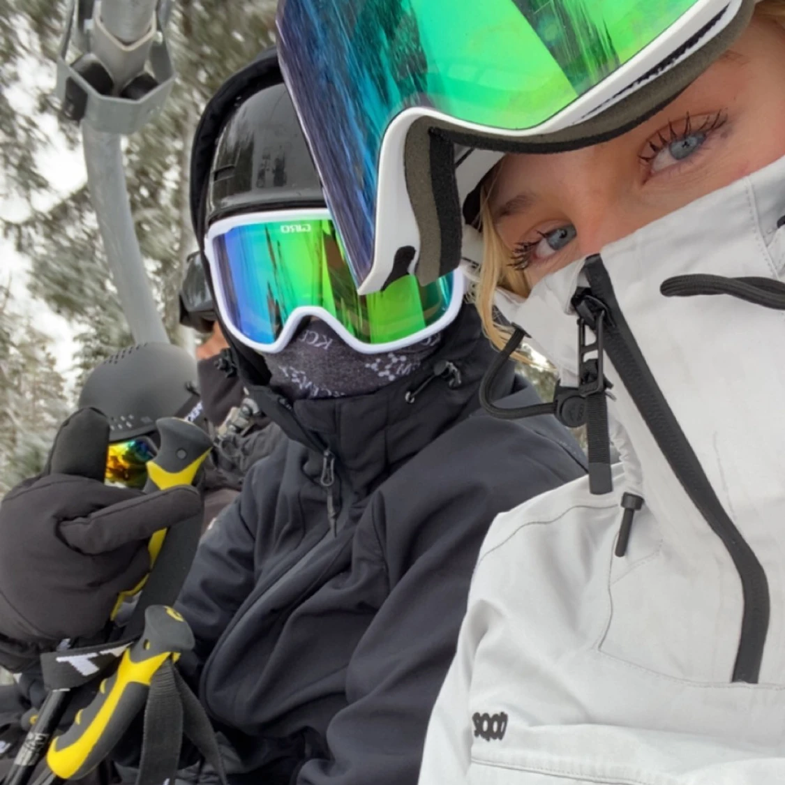 Vit snowboardjacka från Dope - 91