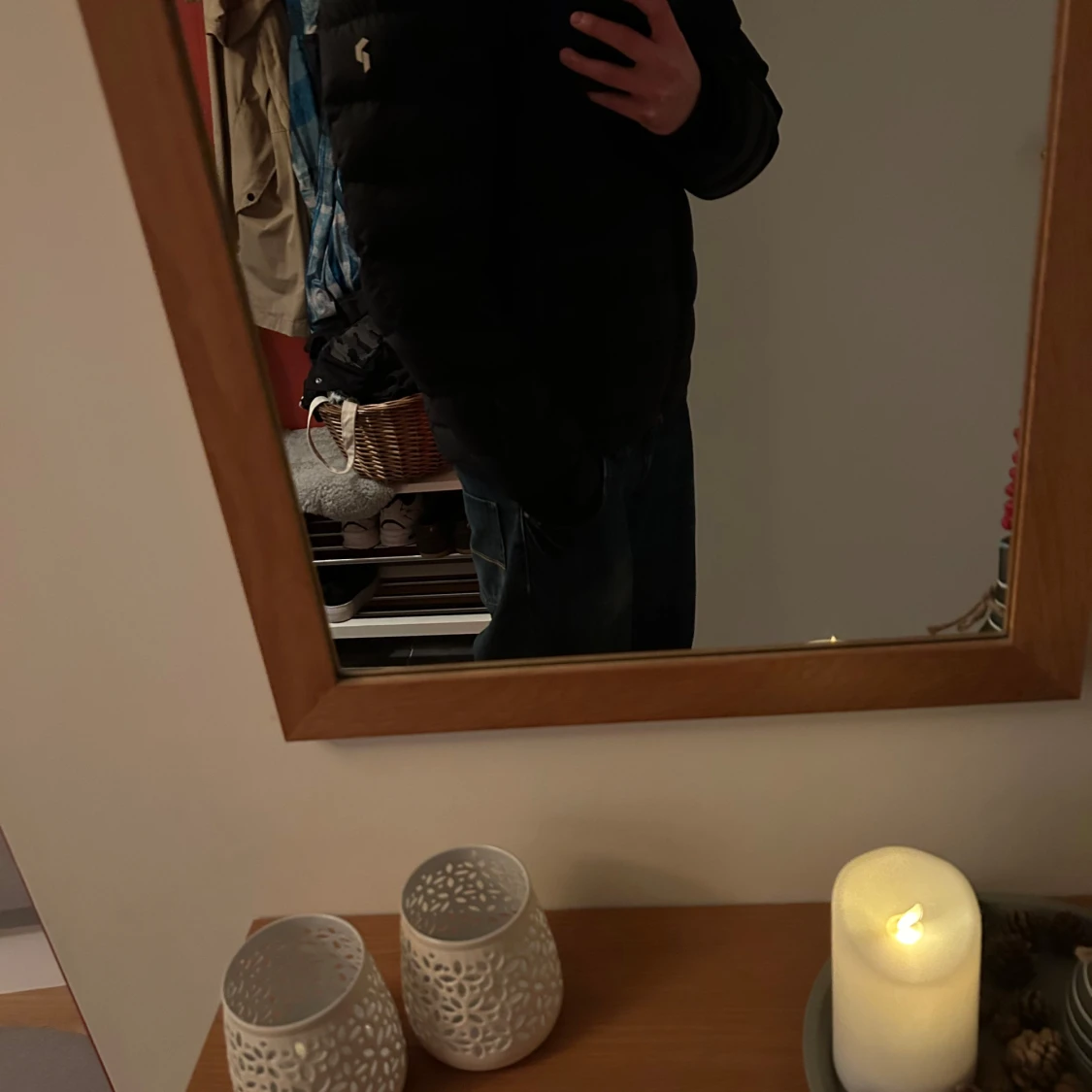 Svart pufferjacka från Peak Performance - 90