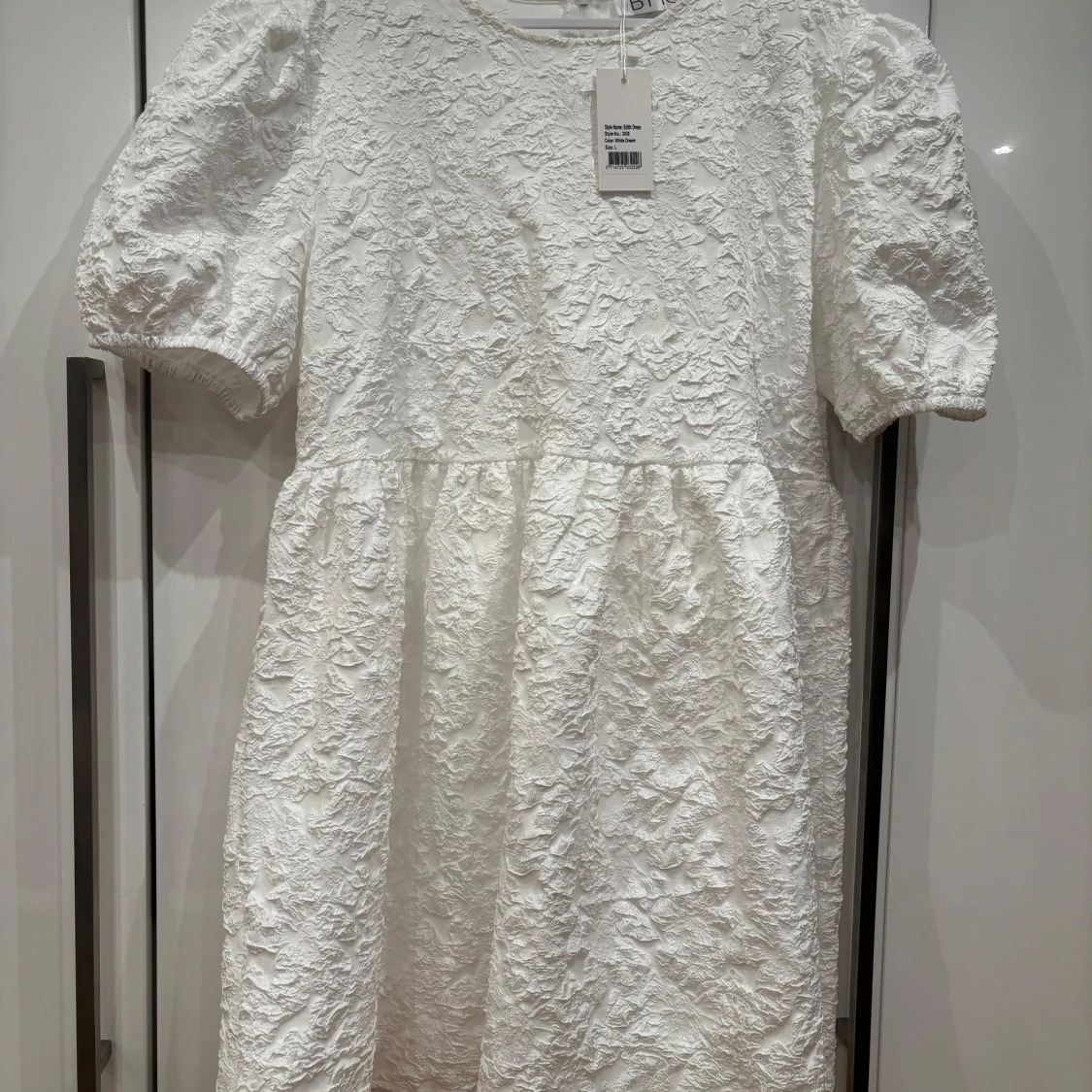 Vit klänning från BYIC - 90