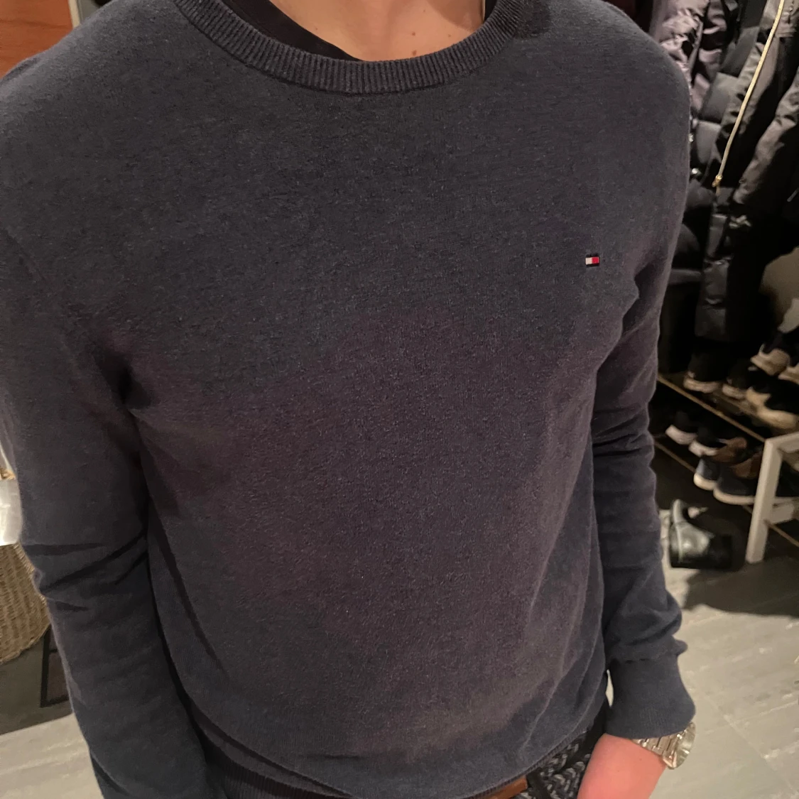 Mörkblå tröja från Tommy Hilfiger - 90