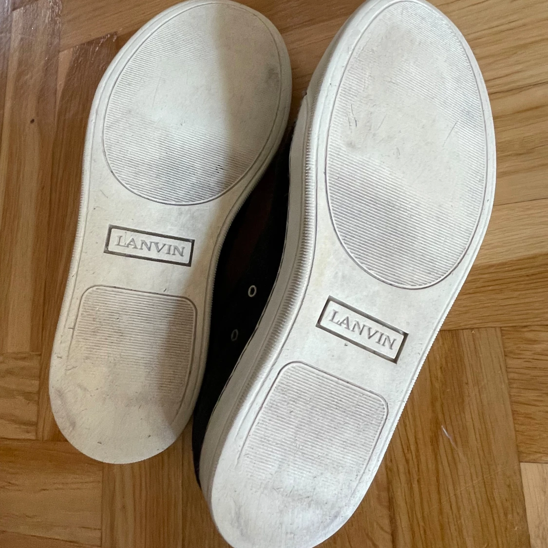 Lanvin  - 92