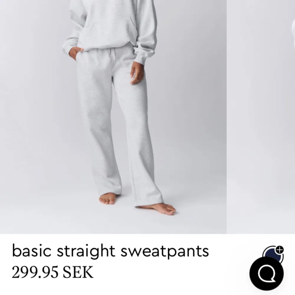 Supersköna byxor från Gina, i storlek Xs. Bra skick. !Säljer hoodien också! . Jeans & Byxor.