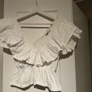 Topp - Söööt topp i fint skick💕